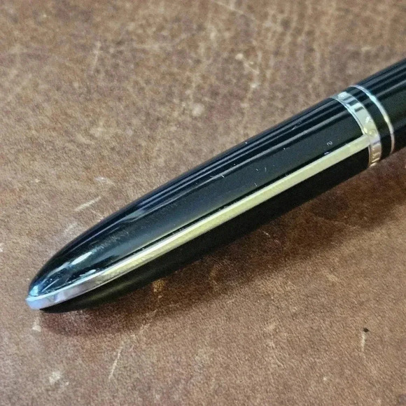 Louis Vuitton Black Lacquer Ballpoint Pen with Palladium Finish - Picture 3 of 5